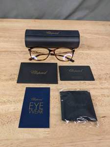 lot 138A image: New Chopard Glasses with Display Lenses  L