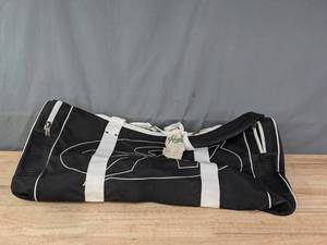 lot 38 image: NEW Hespeler Wayne Gretzky Hockey Bag J