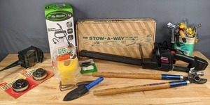 lot 206 image: Lawn & Garden Items  Craftsman Bushwacker 16 Hedge Trimmer, Loppers, Trowel, Spray Nozzles, Multi-Purpose Sprayer, Stow Away Trunk Shovel, and More  R