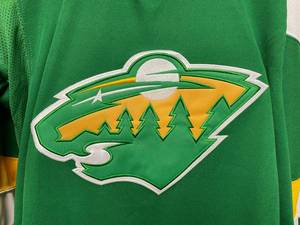 lot 22A image: Brand New Adidas Kirill Kaprizov Minnesota Wild Green NHL Hockey Jersey Mens Size Large 52 I