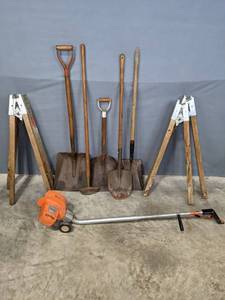lot 214 image: Vintage Garden Shovels, Edger, and Black and Decker Edger R