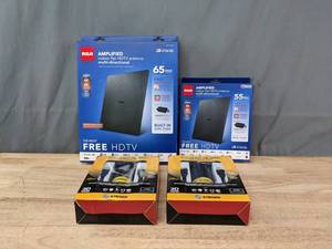 lot 236 image: NEW (2) RCA Multidirectional Amplified Signal HDTV Antennas (55 and 65 Mile Range) and (2) Steren Connect & Protect HDTV Kits R