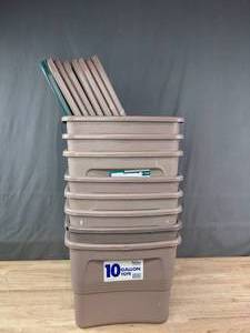 lot 300A image: (8) 10 Gallon Holiday Storage Bins with Lids R