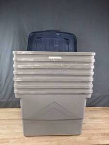 lot 267 image: (7) Storage Systems 21 Gal. Grey Storage Container with Cover Lids R