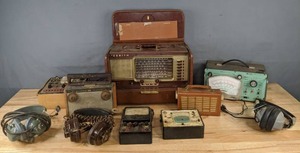 lot 334 image: Vintage Radios, Transistor Box, Knight Engine Analyzer and More R