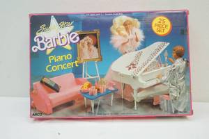 Barbie Piano