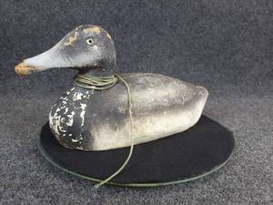 lot 481 image: Vintage CARRY-LITE Duck Decoy