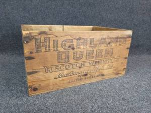 lot 446 image: Vintage Highland Queen Scotch Whiskey Crate - Leith, Scotland