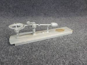 lot 445 image: Vintage Reliable Egg Scale - 20 to 23oz - Reliable Mfg. Co. Los Angeles, CA