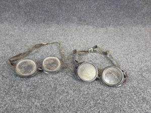 lot 437 image: (2) Antique Pairs of Safety Goggles - Steampunk