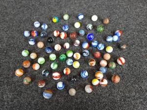lot 456 image: (70) Assorted Vintage Marbles