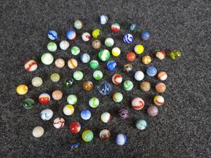 lot 459 image: (67) Assorted Vintage Marbles