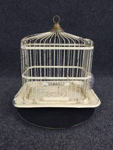 lot 525 image: Vintage HENDRYX Steel Birdcage
