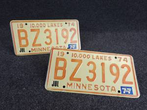 lot 535 image: 1974 Matched Minnesota License Plates
