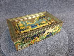 lot 646 image: Vintage 1# Artstyle Chocolates Tin Box
