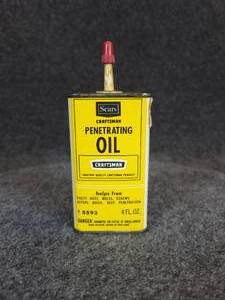 lot 639 image: Vintage SEARS Craftsman Penetrating Oil Can 4oz