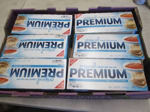 lot 87 image: 6- 1lb boxes Nabisco Premium Saltin...