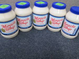 lot 93 image: 12- 3.5 oz Reeses Fast Break Candy...