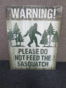 lot 197 image: 12.5 x 16 inch Metal Decor Sign...