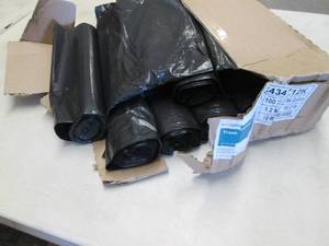 lot 211 image: Open Case 56 Gallon 43x47 inch Tras...