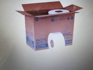 lot 268 image: Pacific Blue Basic 2-Ply Jumbo Jr. ...