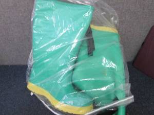 lot 287 image: Dunlop Chemical-Resistant Overboots...