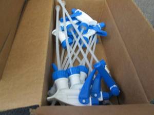 lot 328 image: 3- 12 ct boxes Spray Triggers for 3...