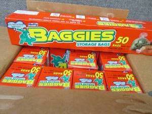 lot 385 image: Case of 12-50 ct boxes Hefty Gallon...