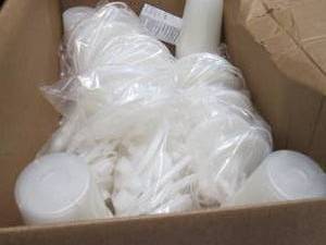 lot 417 image: Box of 1000cc Safeliner Suction Can...