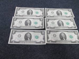 lot 423 image: 6 Sequential Uncirculated US $2 Bil...