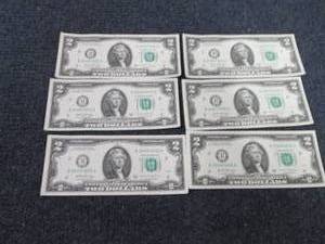 lot 426 image: 6 Sequential Uncirculated US $2 Bil...