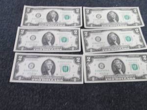 lot 429 image: 6 Sequential Uncirculated US $2 Bil...