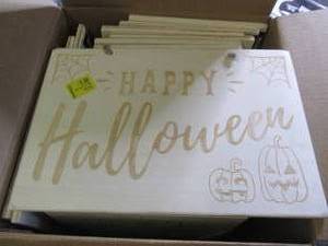 lot 104 image: box of 31 happy halloween signs ...