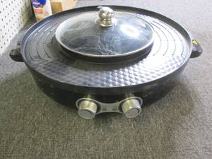lot 170 image: serving warmer powers on ...