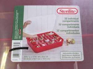 lot 195 image: 3 christmas decorations storage tot...