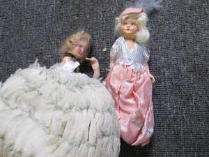 lot 263 image: 2 vintage dolls 1 need head and arm...
