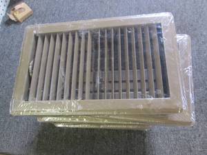 lot 326 image: 6 vents 6 x 10...