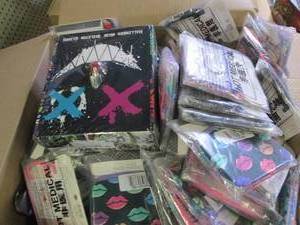 lot 426 image: box of misc please see pictures...