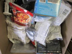 lot 429 image: box of misc please see pictures...