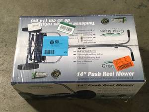 lot 43 image: 14 in. 4-Blade Manual Walk Behind Reel Lawn Mower by Great States Corporation  Customer Returns See Pictures