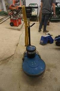 Windsor Lightning Model 1500 Electric Floor Scrubber