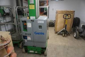 2012 Genie GR20 Electric Man Lift