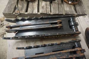 Gentac Brand Excavator Thumb Attachment
