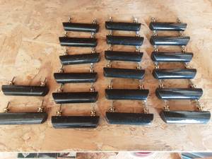 20- Granite DoorDrawer Pulls 3
