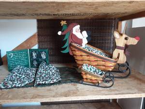2-Longaberger Sleigh Baskets, 2-Placemats & Set Of 4-Ornaments
