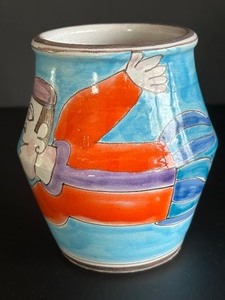 lot 43 image: Giovanni DeSimone for Vietri Vibrant Hand-Painted Glazed Ceramic Vase