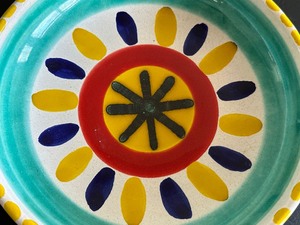 lot 59 image: Giovanni DeSimone Pottery Bowl