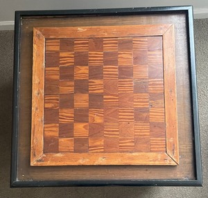 lot 139 image: Vintage Wooden Chess Checker Cube Table on Casters