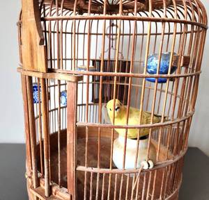 lot 114 image: Fantastic Vintage Wooden Bird Cage