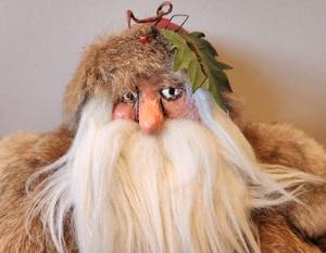 lot 129 image: Fabulous Holiday Santa Decor